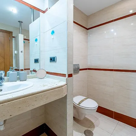 In Bellagio Luxury Complex For Rent Alquiler Vacacional 贝纳尔马德纳