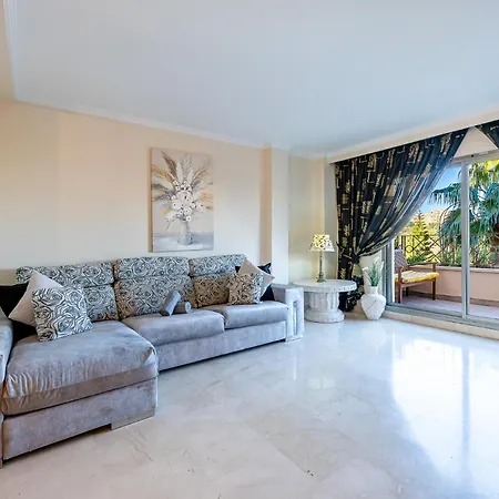 In Bellagio Luxury Complex For Rent Alquiler Vacacional 公寓 贝纳尔马德纳